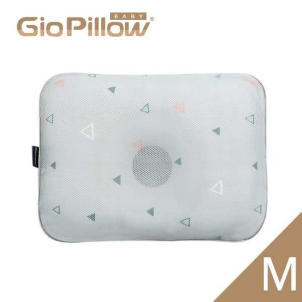 Gio Pillow 超透氣護頭型 嬰兒枕頭-M碼 (三角灰綠色)